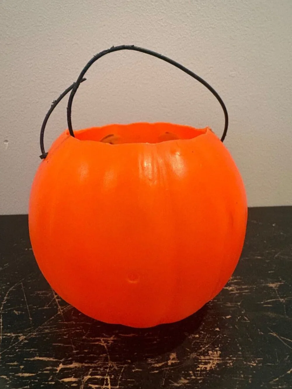 Vintage Orange Plastic Pumpkin Halloween Candy Bucket Smiling Jack-O-Lantern